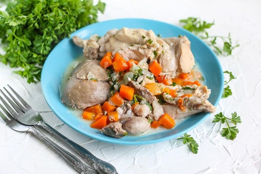 兔肉炖西葫芦
